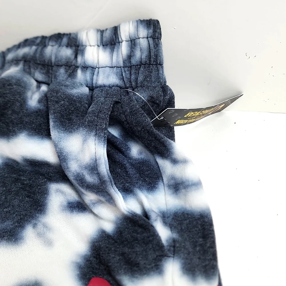 TRUE RELIGION SHORTS GREY & WHITE - Picture 8 of 8